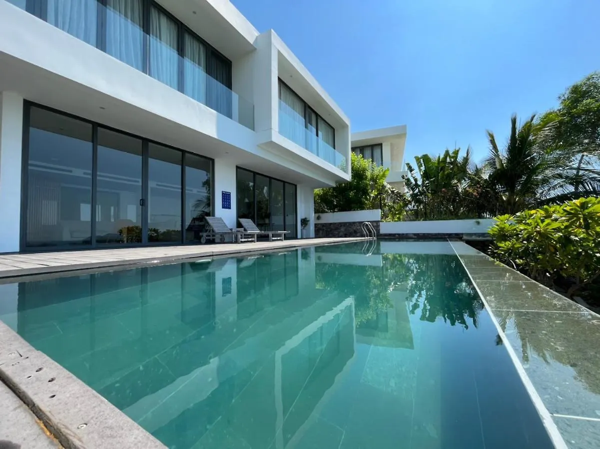 Casa Blanca Villas Nha Trang