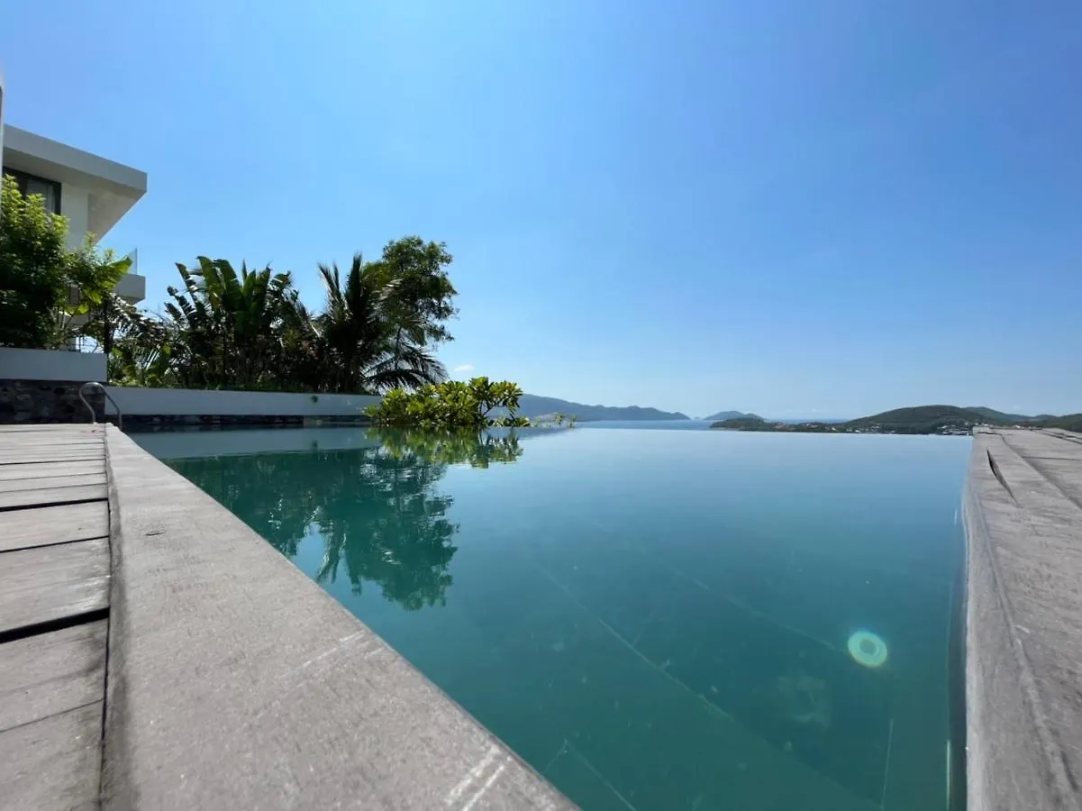 Casa Blanca Villas Nha Trang Vietname