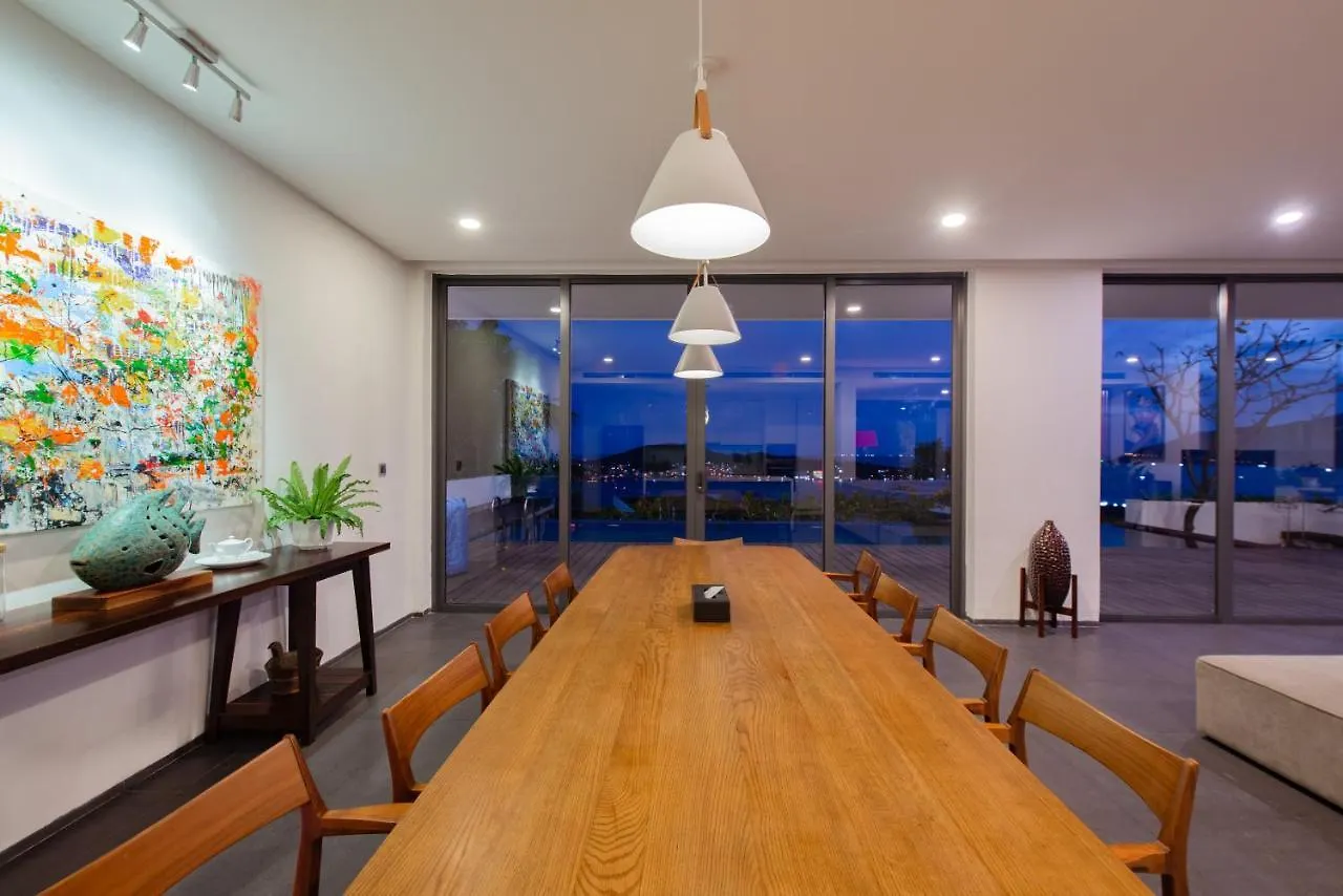 Casa Blanca Villas Nha Trang 0*,