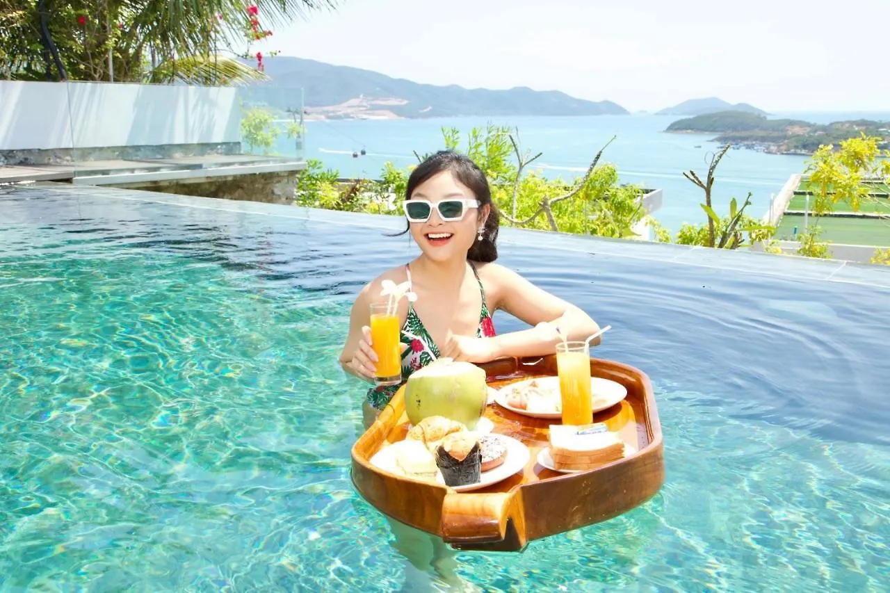 Casa Blanca Villas Nha Trang
