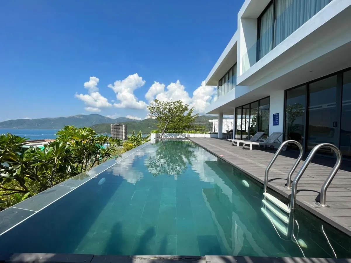 Casa Blanca Villas Nha Trang