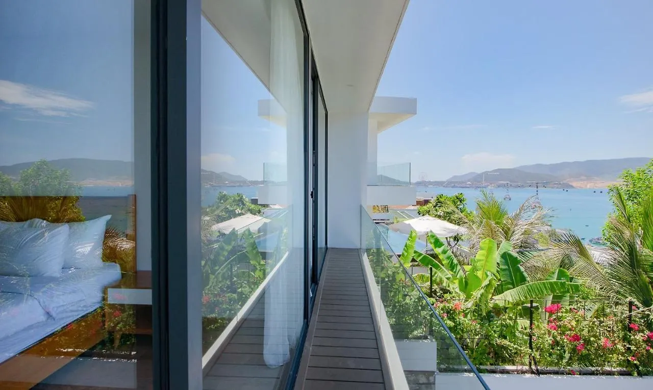 Casa Blanca Villas Nha Trang